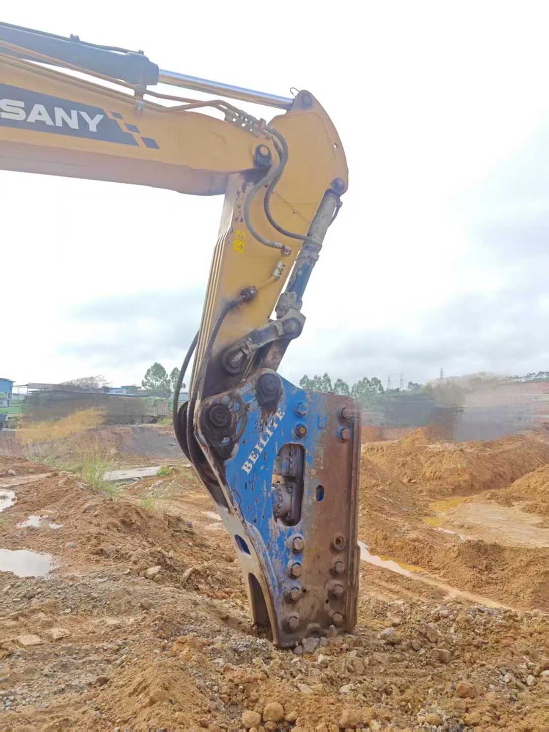 Used Sany SY650H Excavator 2023 Model / 3