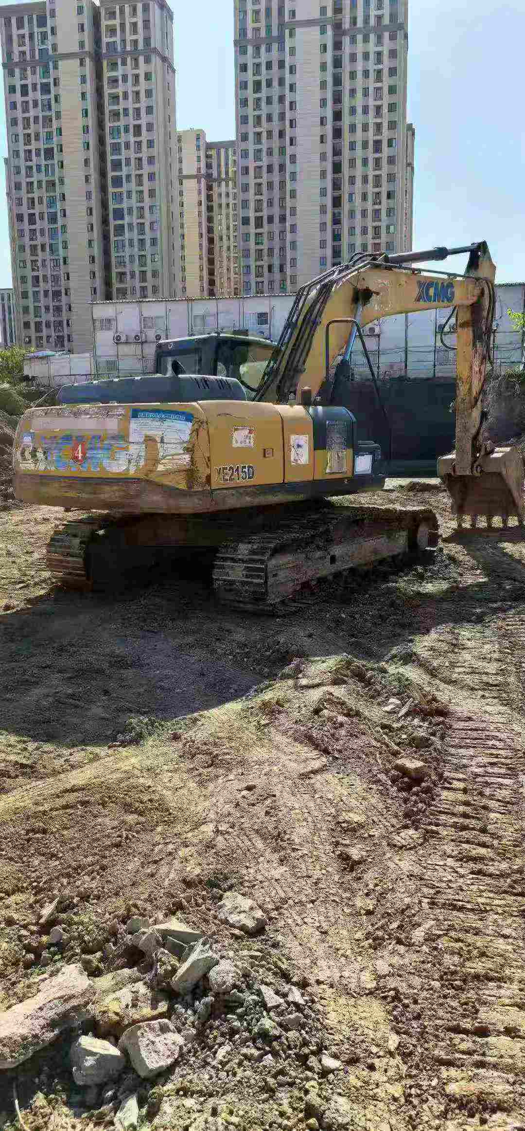 Used XCMG XE215 Excavator 2017 Model / 2