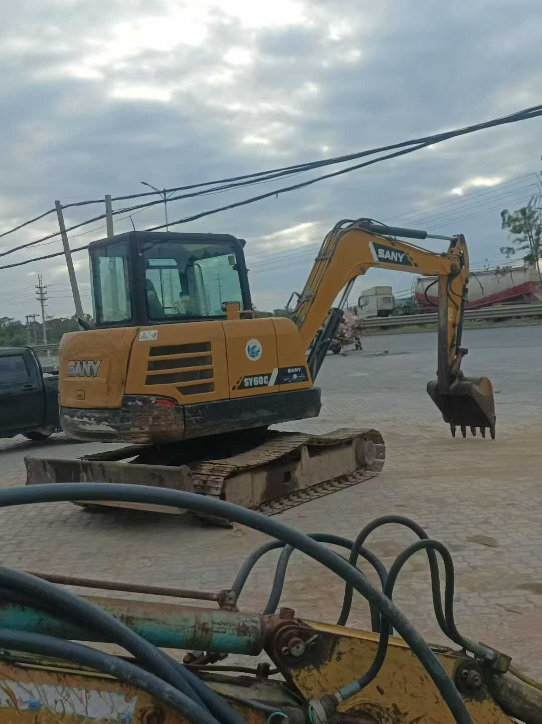Used Sany SY60 Excavator 2016 Model / 2