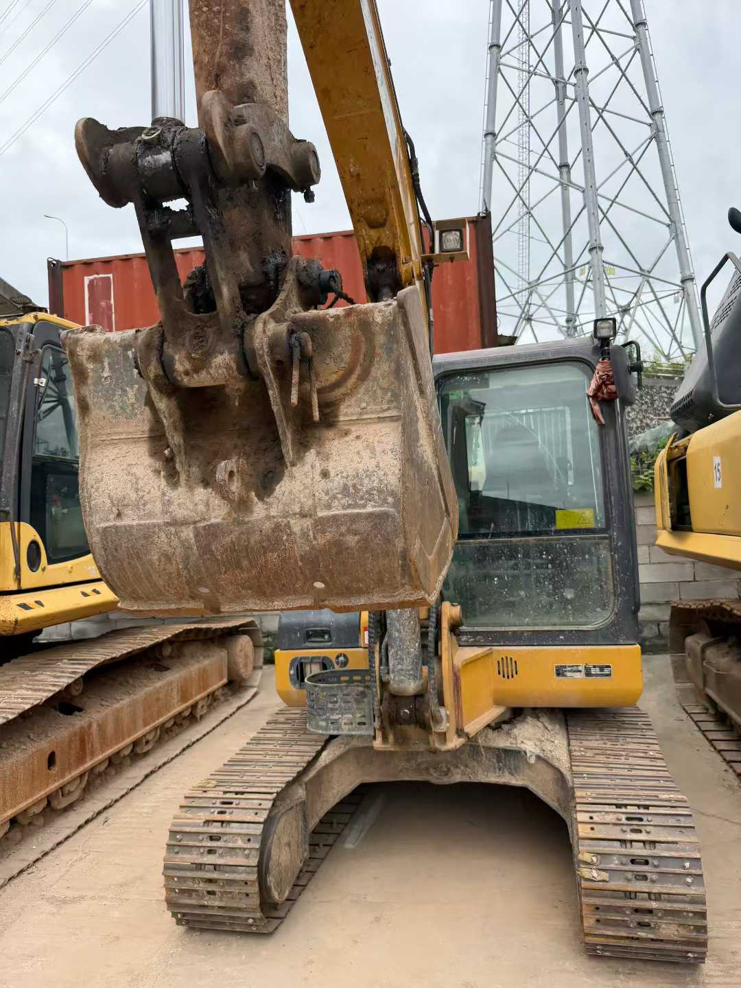 Used XCMG XE60 Excavator 2016 Model / 5