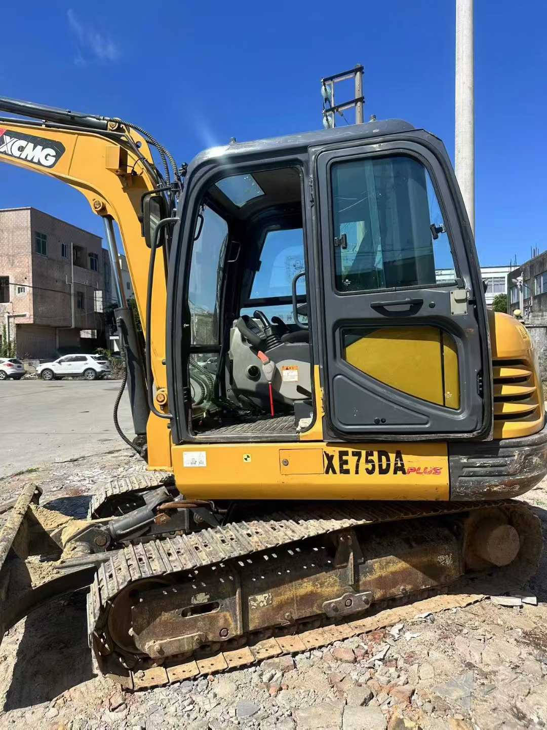 Buy XCMG XE60 Used Excavator / 4 Used XCMG XE60 Excavator 2022 Model / 4