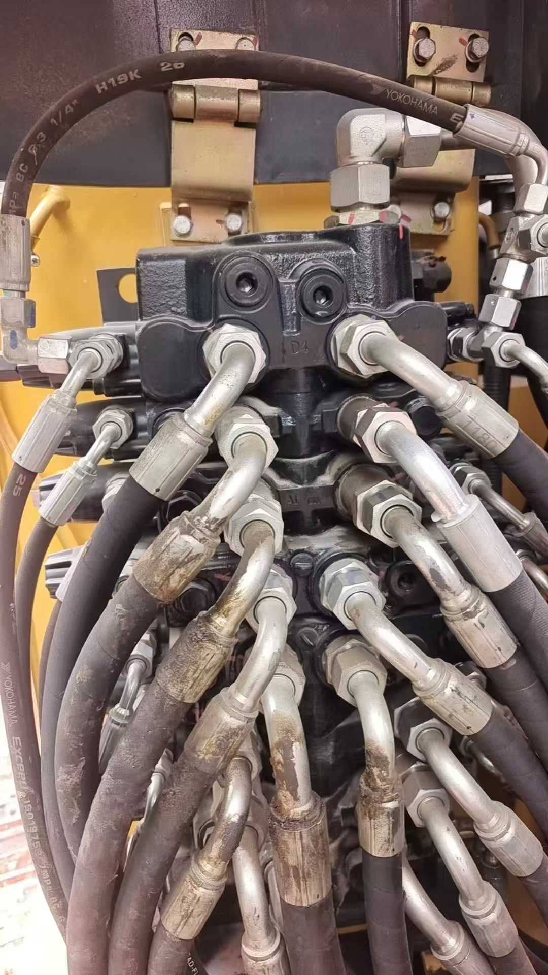 Buy XCMG XE60 Used Excavator / 6 Used XCMG XE60 Excavator 2022 Model / 6