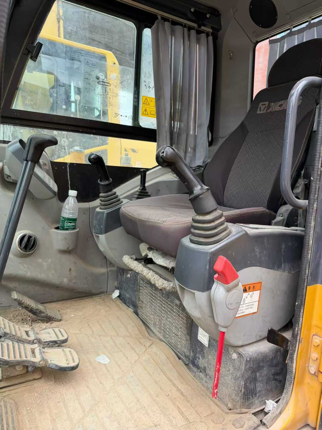 Used XCMG XE60 Excavator 2016 Model / 7