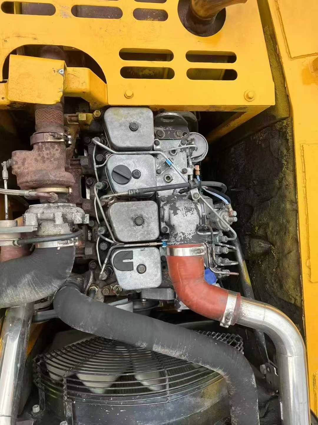 Used XCMG XE150 Excavator 2016 Model / 4