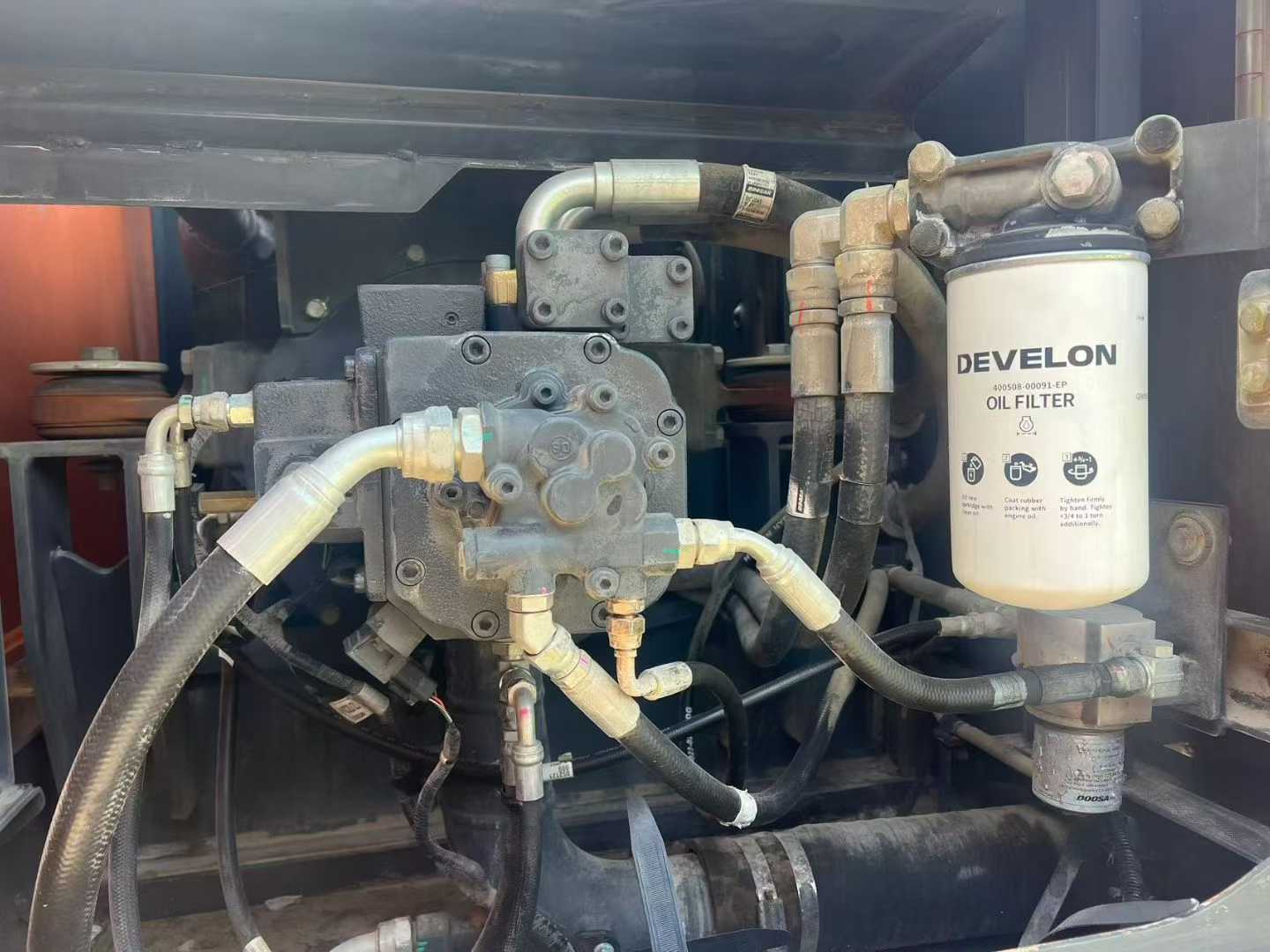 Used Doosan DX15 Excavator 2021 Model / 8