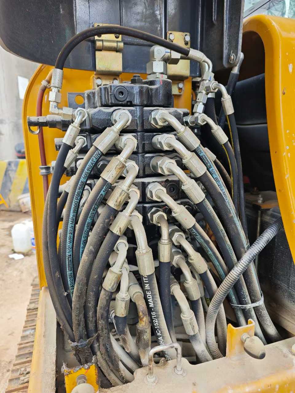 Buy XCMG XE60 Used Excavator / 5 Used XCMG XE60 Excavator 2022 Model / 5