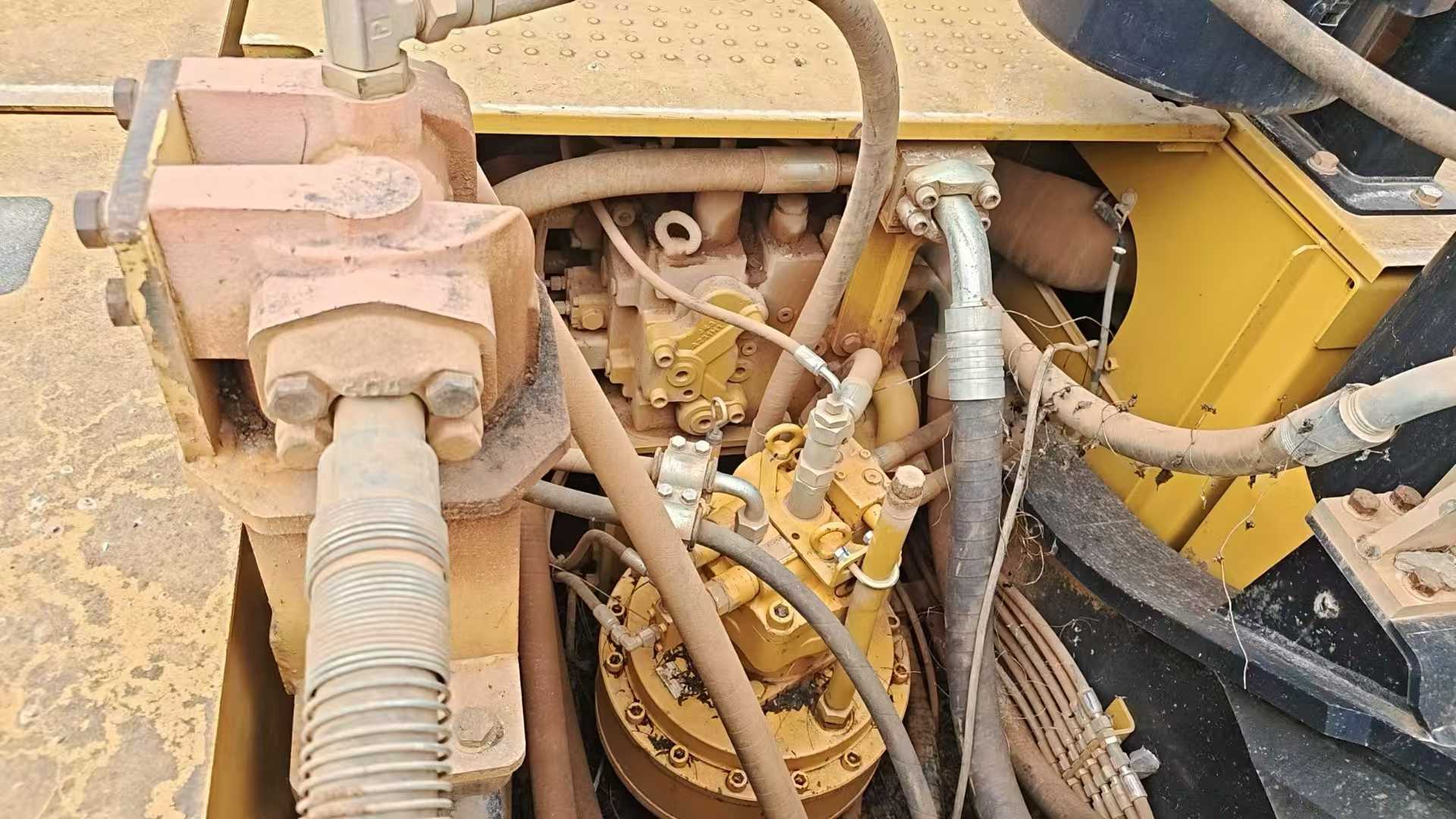 Used Sany SY75 Excavator 2020 Model / 3