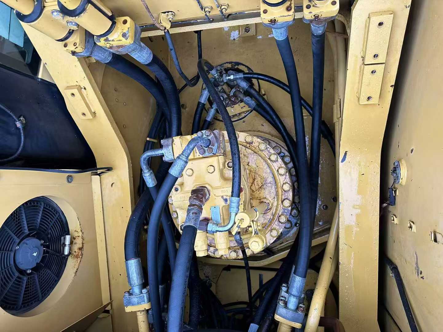 Buy Caterpillar 336DL Used Excavator / 4 Used Caterpillar 336DL Excavator 2016 Model / 4