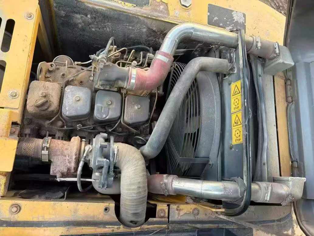 Used XCMG XE150 Excavator 2014 Model / 9