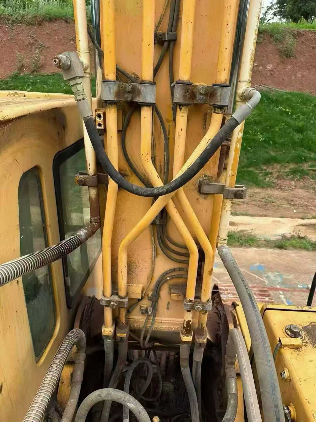 Buy Hyundai R225-7 Used Excavator / 8 Used Hyundai R225-7 Excavator 2016 Model / 8