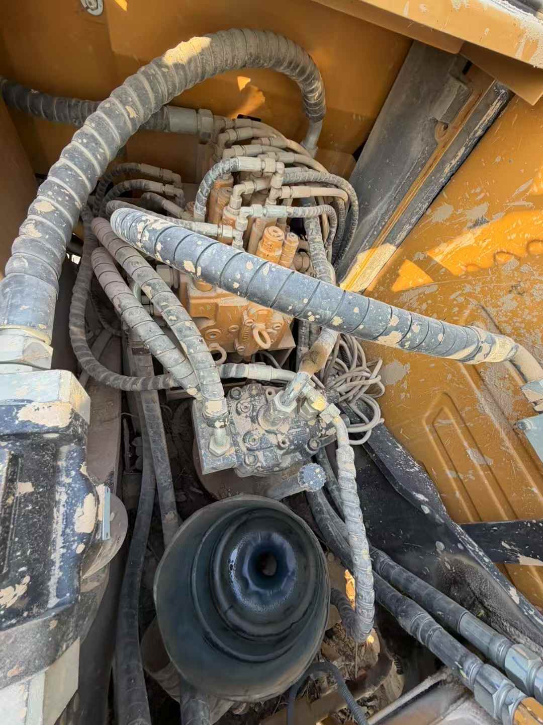 Used Sany SY135 Excavator 2020 Model / 2