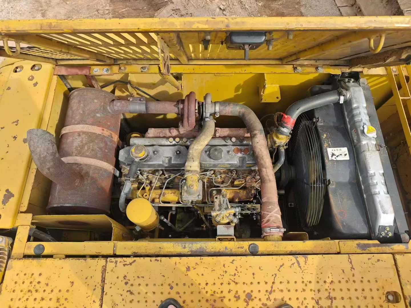 Used Caterpillar 320C Excavator 2016 Model / 3