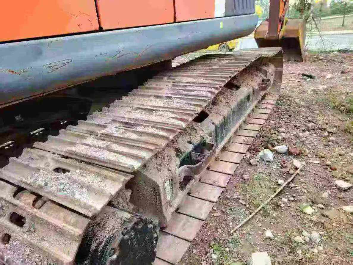 Used Hitachi ZAXIS200 Excavator 2016 Model / 8