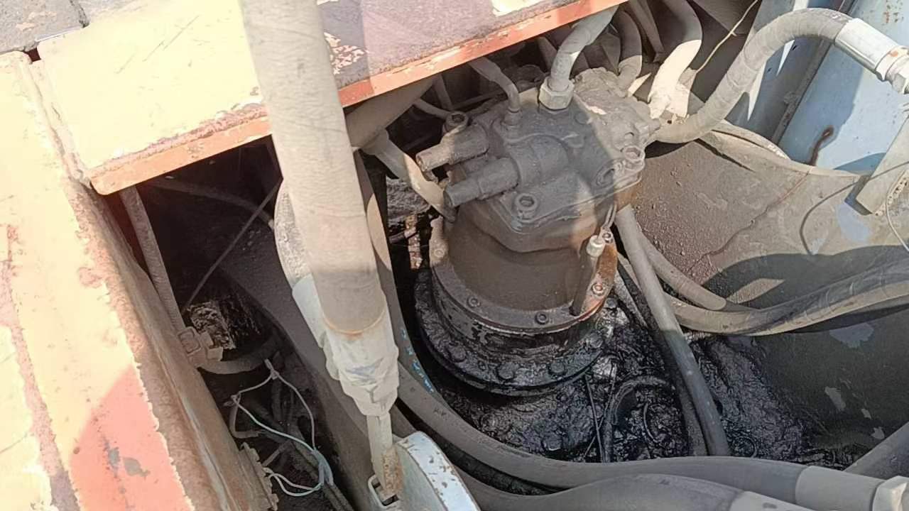 Used Hitachi ZAXIS200 Excavator 2016 Model / 6