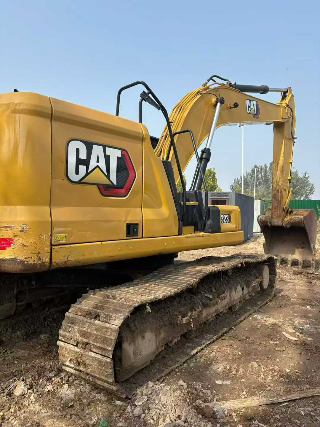 Used Caterpillar 323 Excavator 2020 Model / 3