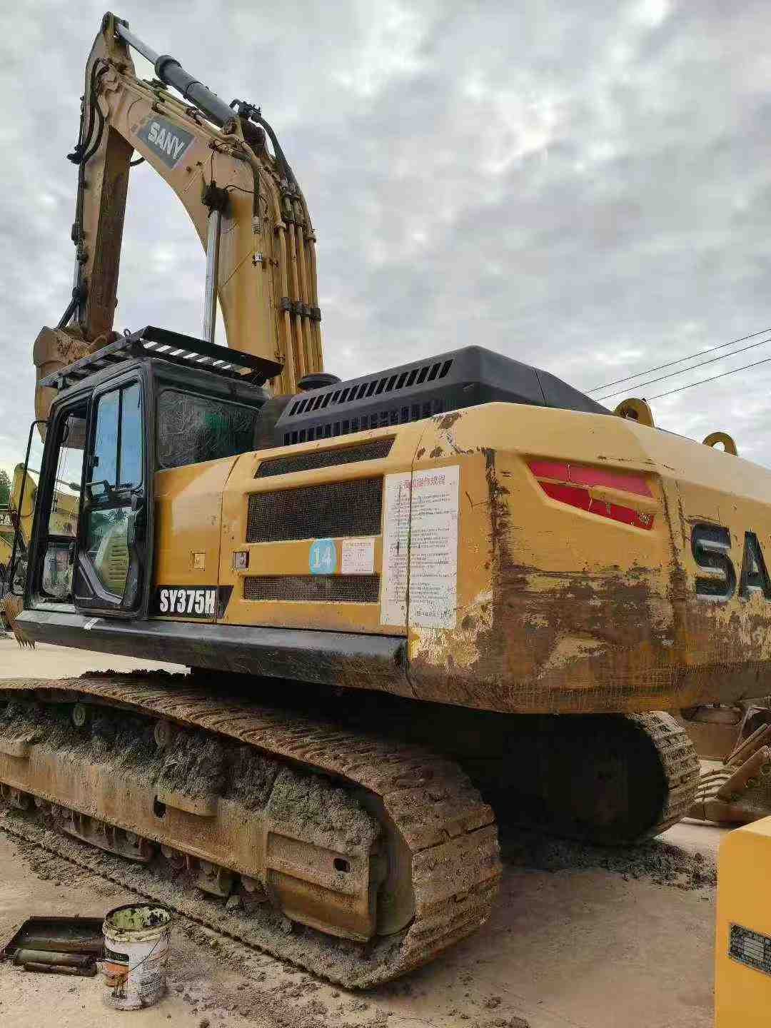 Used Sany SY365H Excavator 2017 Model / 3