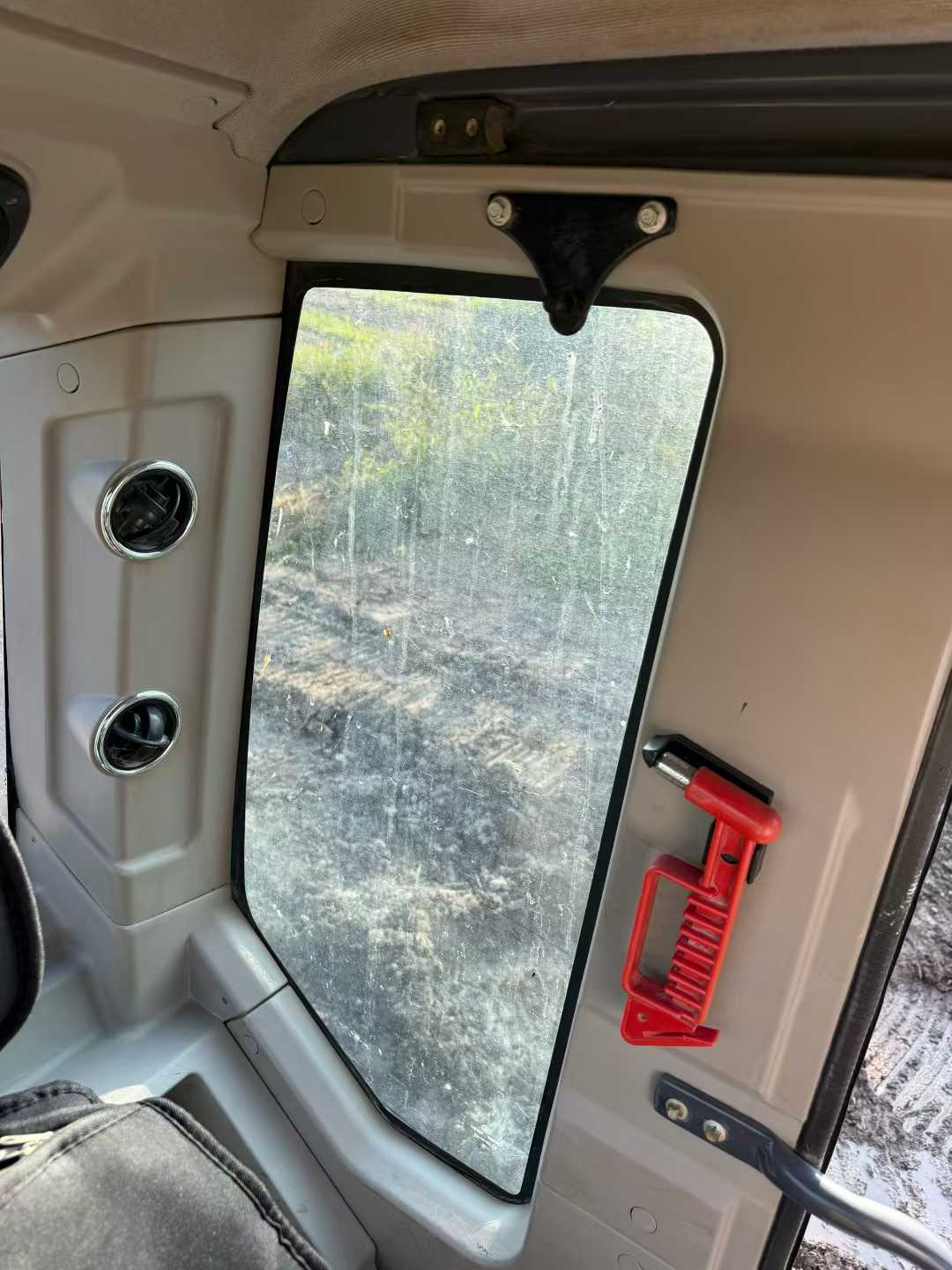 Used XCMG XE270GK Excavator 2021 Model / 9