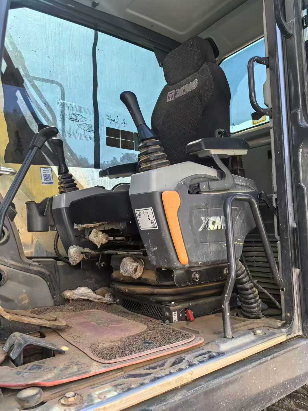 Used XCMG XE135GA Excavator 2024 Model / 3