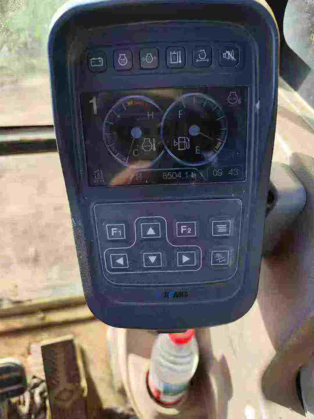 Used XCMG XE80 Excavator 2015 Model / 8