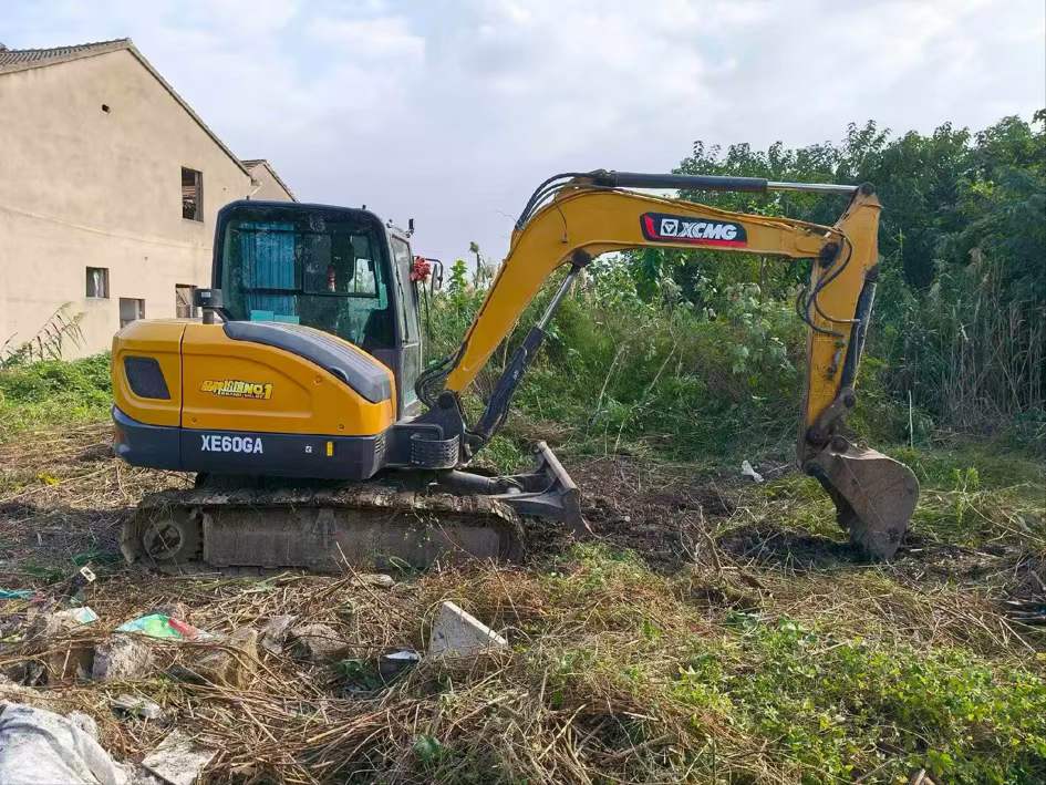 Used XCMG XE60 Excavator 2023 Model / 6
