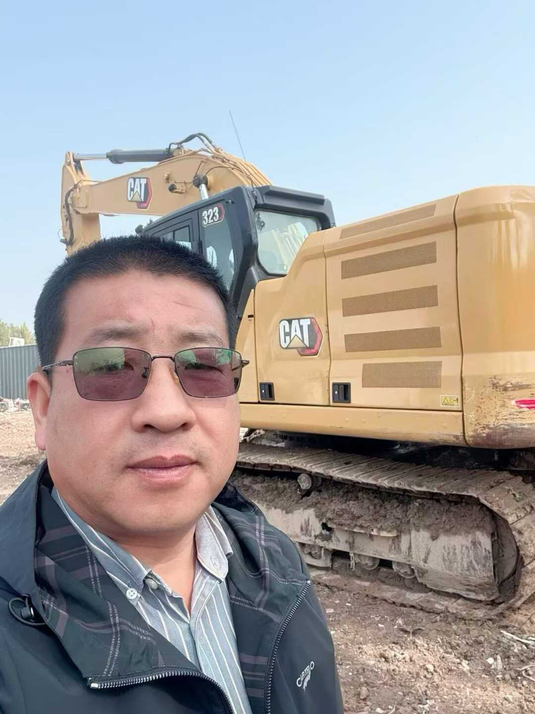 Used Caterpillar 323 Excavator 2020 Model / 2