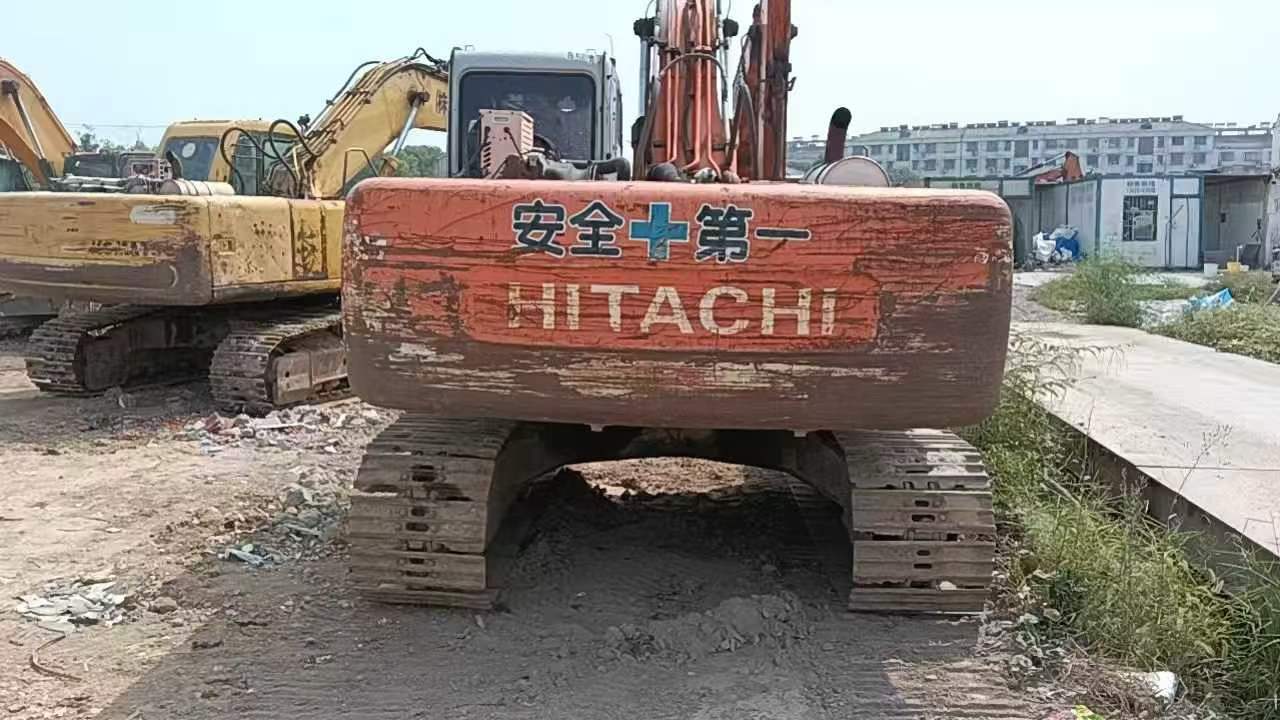 Used Hitachi ZAXIS200 Excavator 2016 Model / 3
