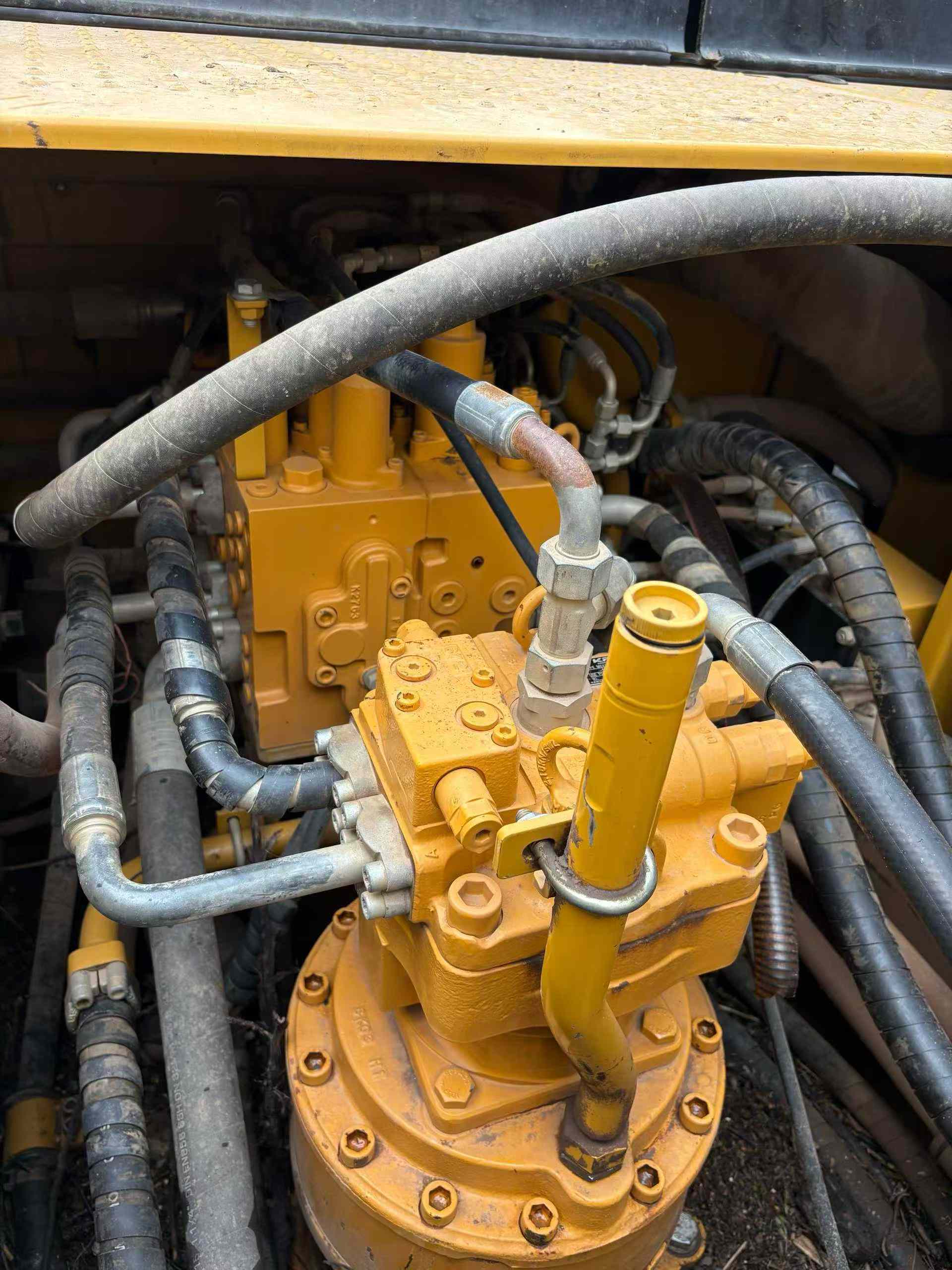 Used Sany SY245H Excavator 2019 Model / 8