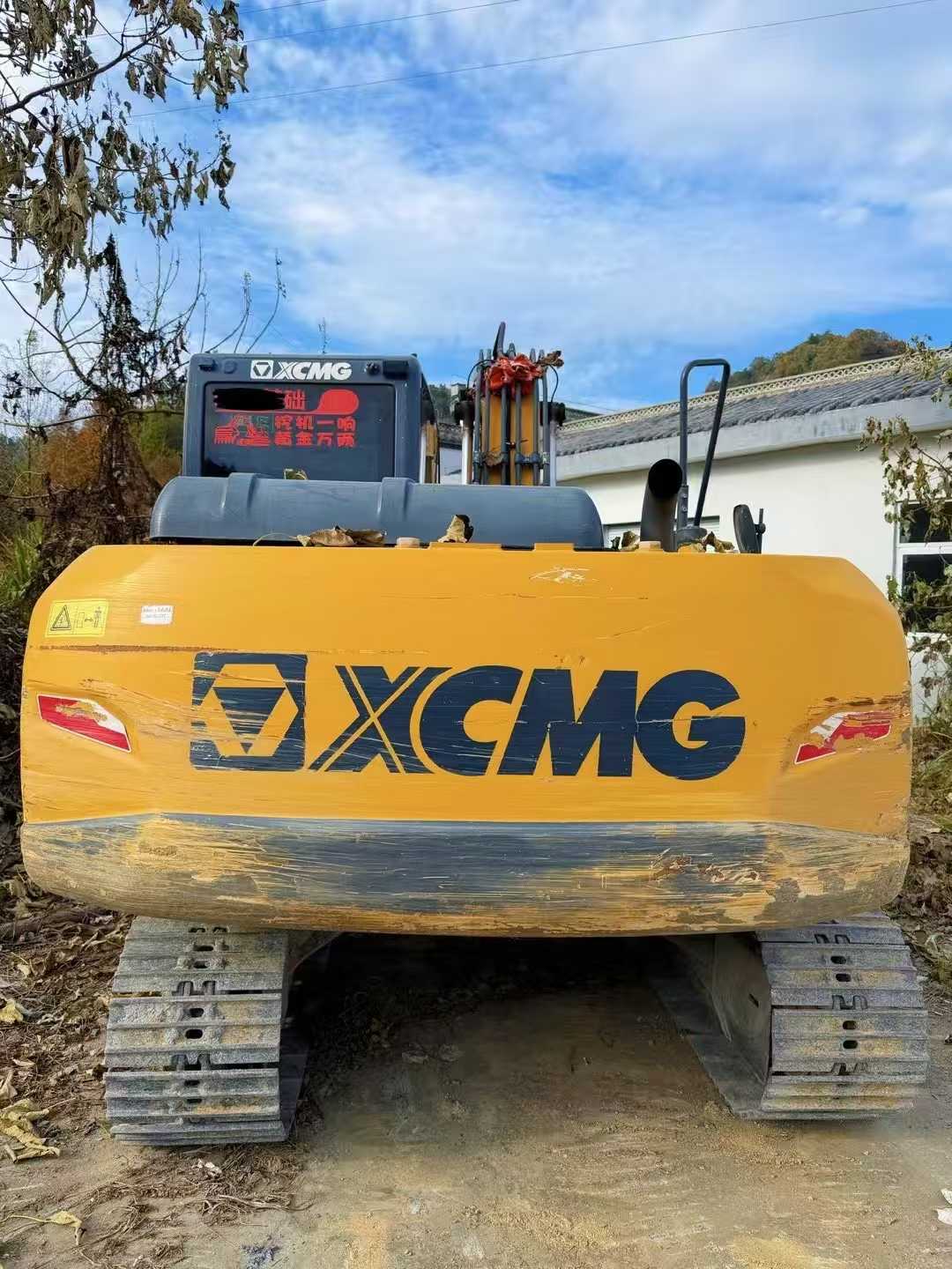 Used XCMG XE135B Excavator 2021 Model / 4
