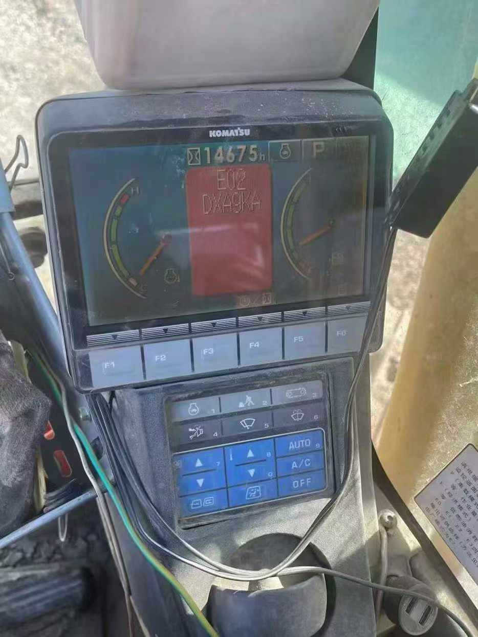 Used Komatsu PC200-8 Excavator 2016 Model / 4