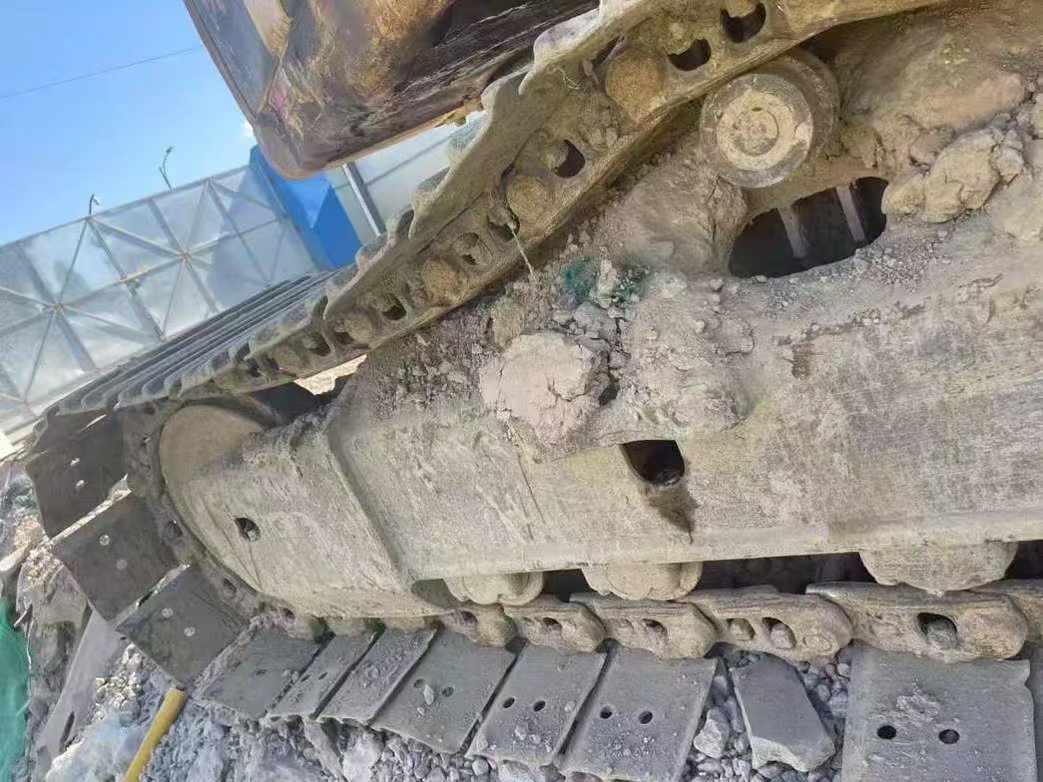 Used Komatsu PC200-8 Excavator 2016 Model / 7