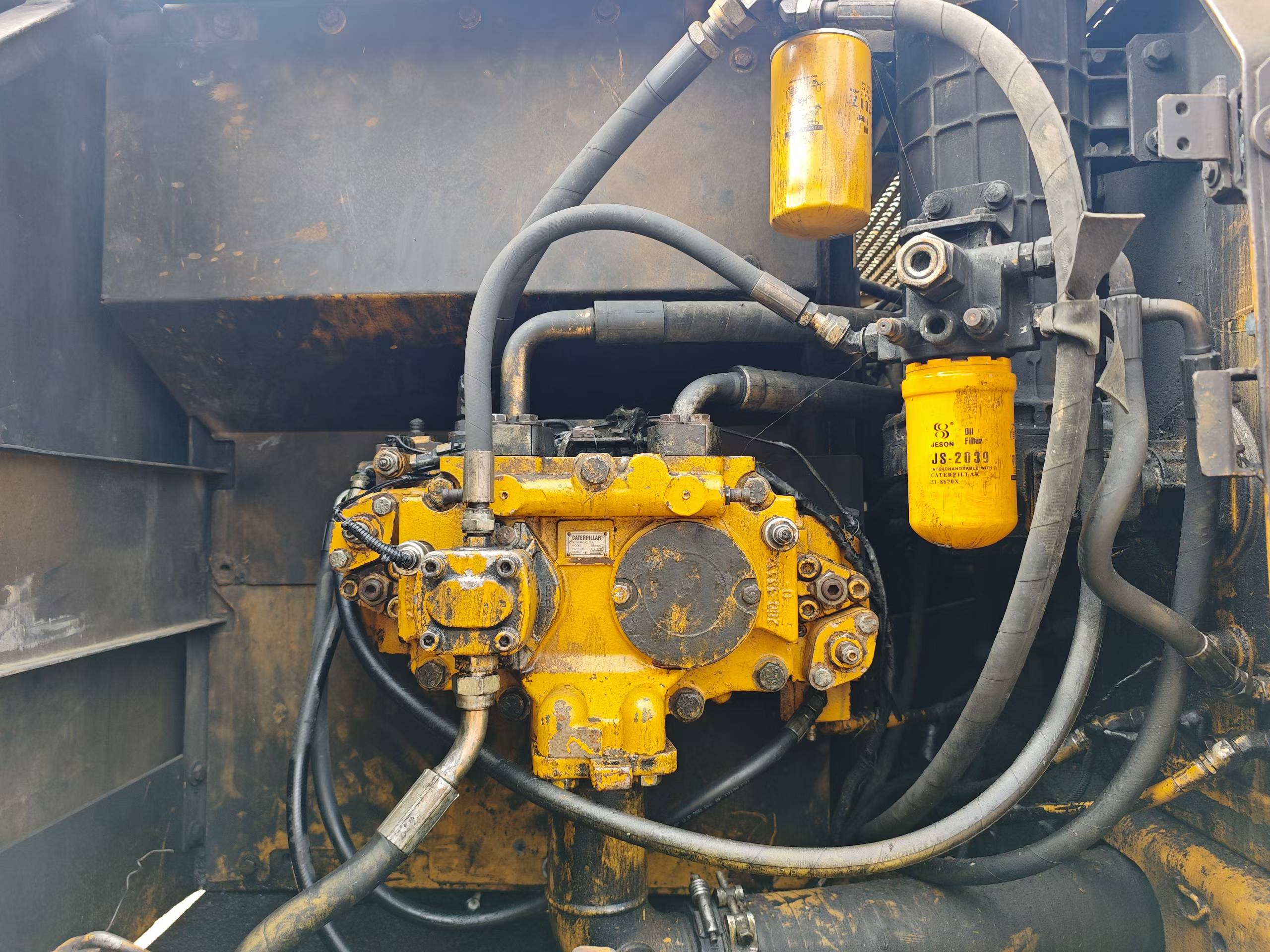 Used Caterpillar 320C Excavator 2016 Model / 6