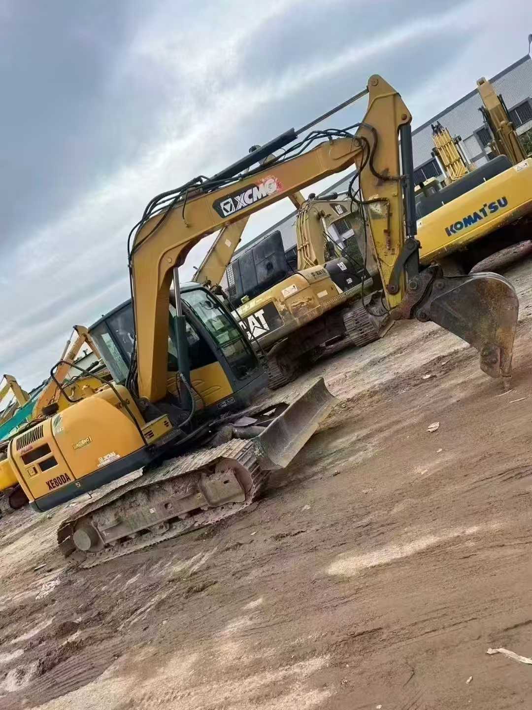 Used XCMG XE80 Excavator 2020 Model / 3