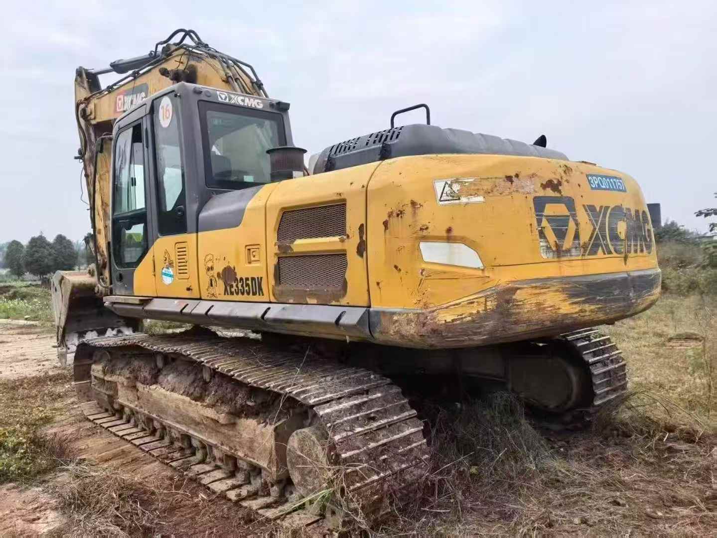 Used XCMG XE270DK Excavator 2020 Model / 3
