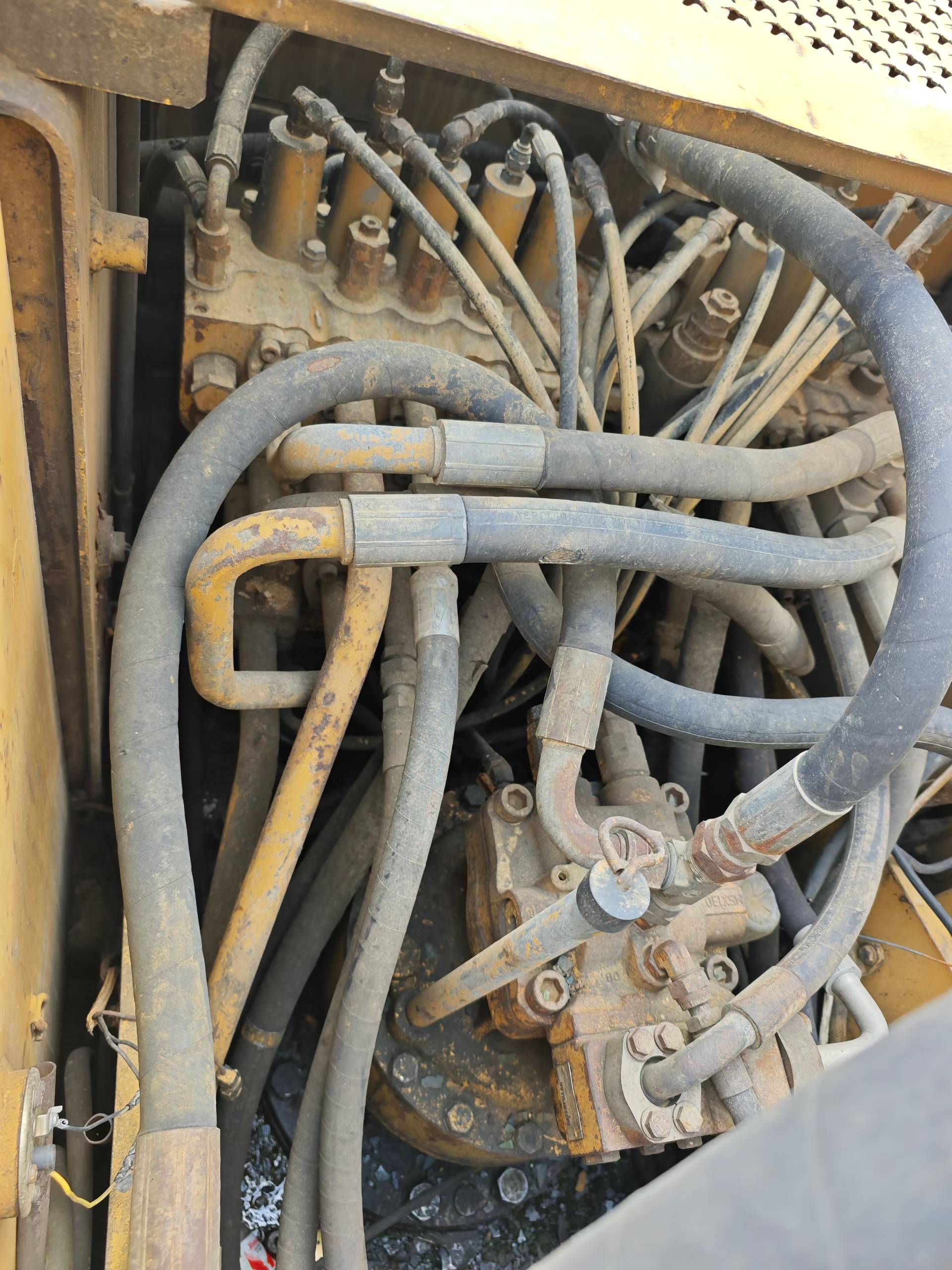 Used Caterpillar 320C Excavator 2016 Model / 4