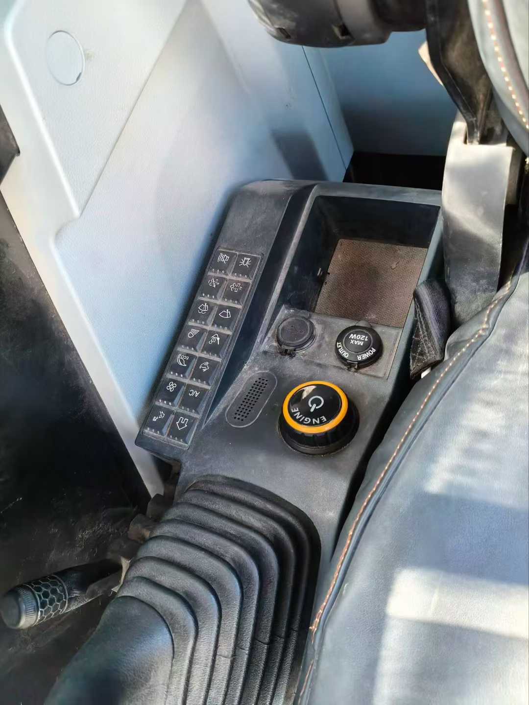 Used Sany SY60 Excavator 2025 Model / 9