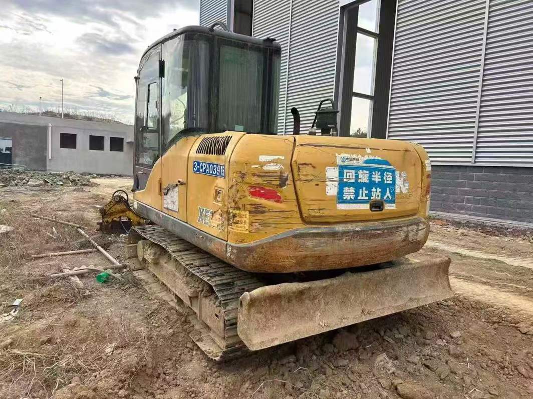 Used XCMG XE75C Excavator 2016 Model / 2