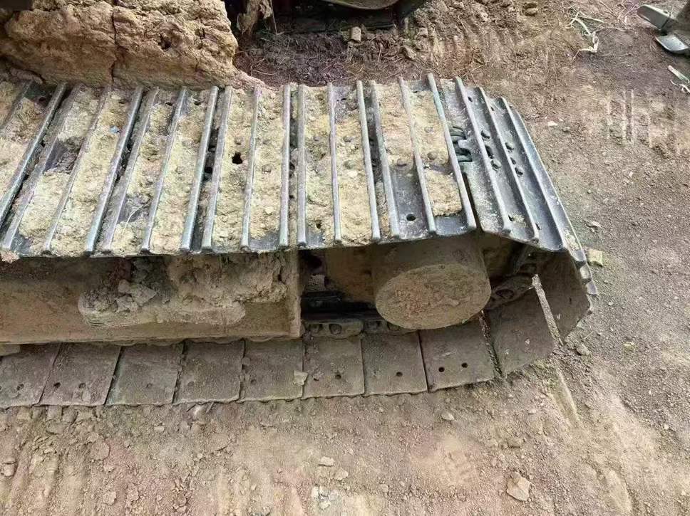 Used XCMG XE75C Excavator 2016 Model / 4