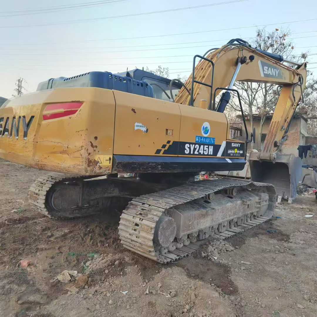 Used Sany SY245H Excavator 2016 Model / 3