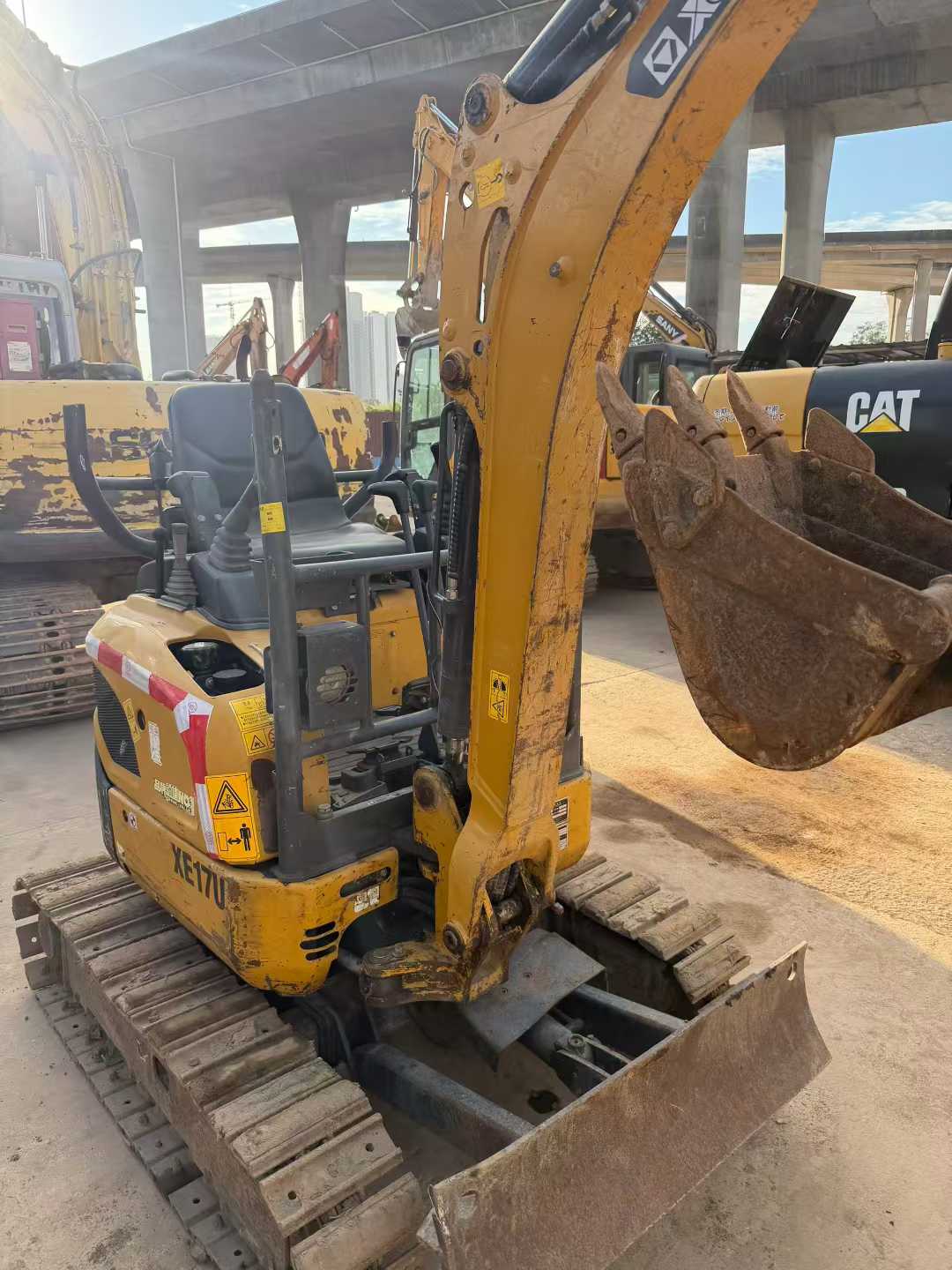 Used XCMG XE15 Excavator 2016 Model / 9