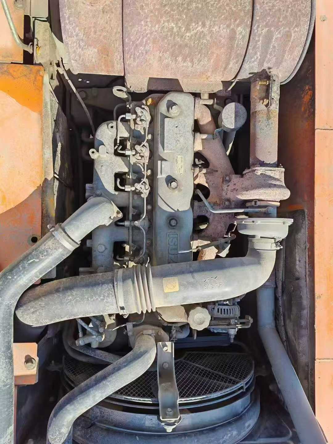 Used Hitachi ZAXIS200 Excavator 2011 Model / 7