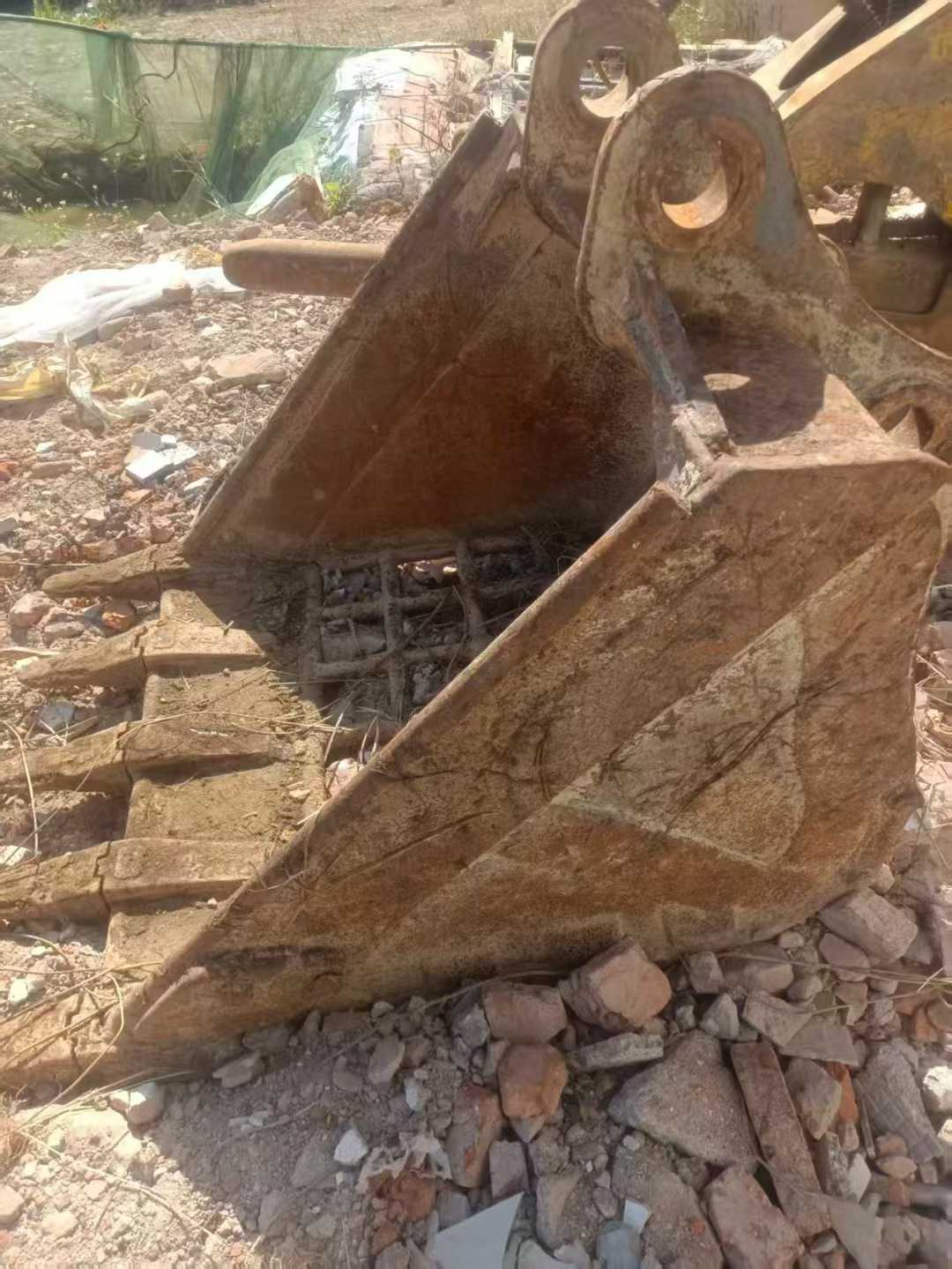 Used Caterpillar CT20 Excavator 2016 Model / 5