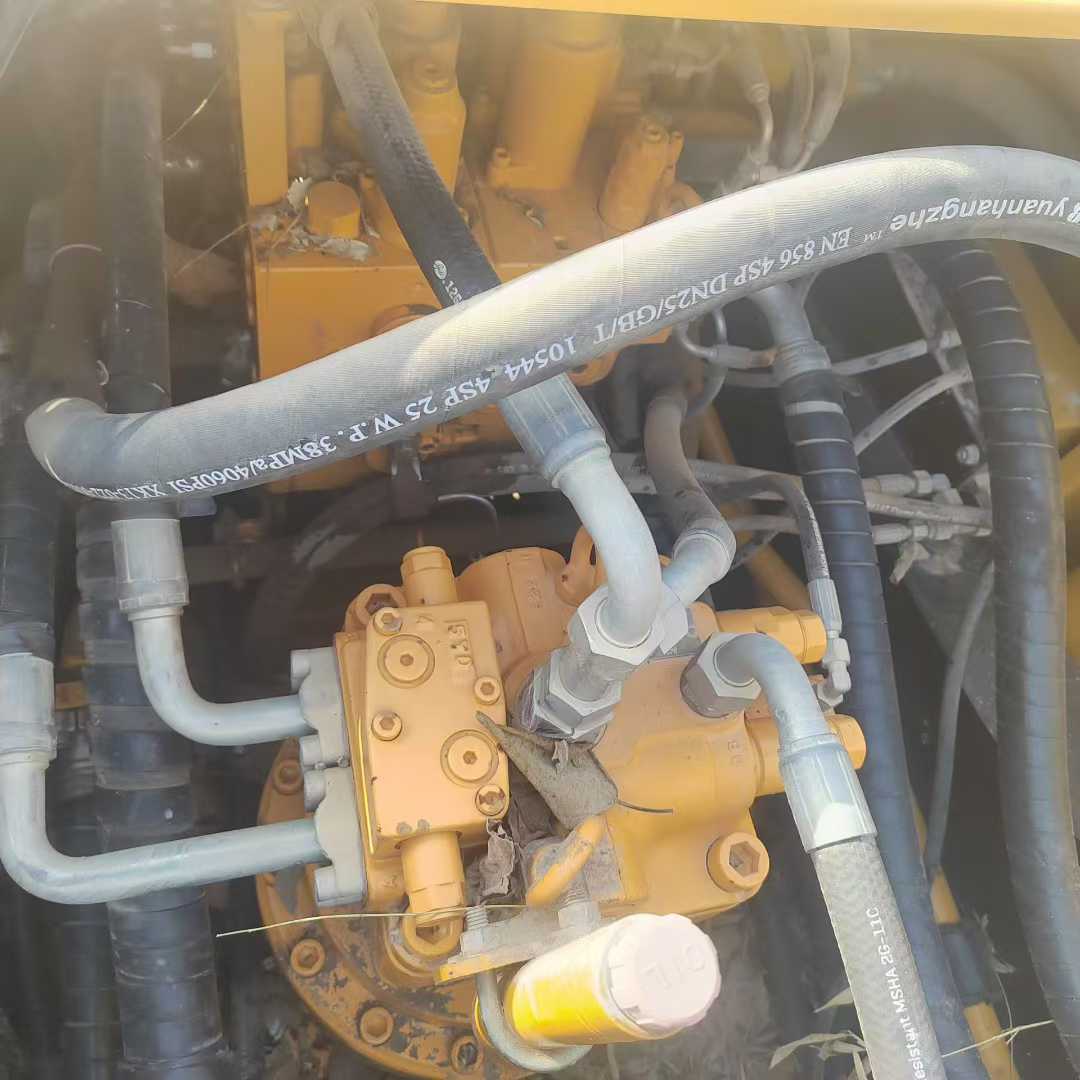 Used Sany SY245H Excavator 2016 Model / 8