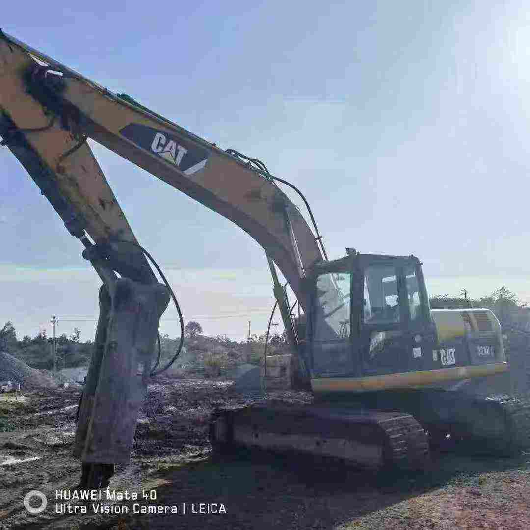 Used Caterpillar 323 Excavator 2016 Model / 2