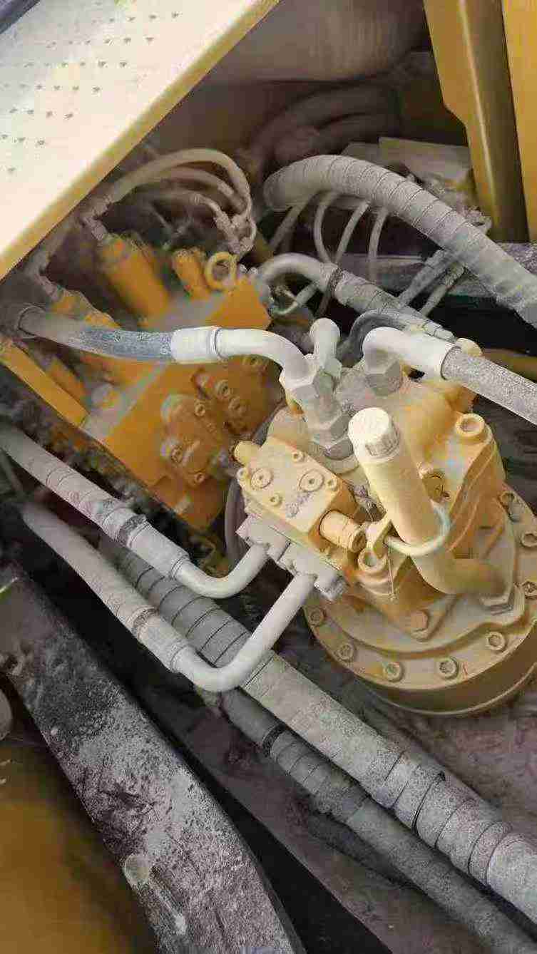 Used Sany SY245H Excavator 2017 Model / 4