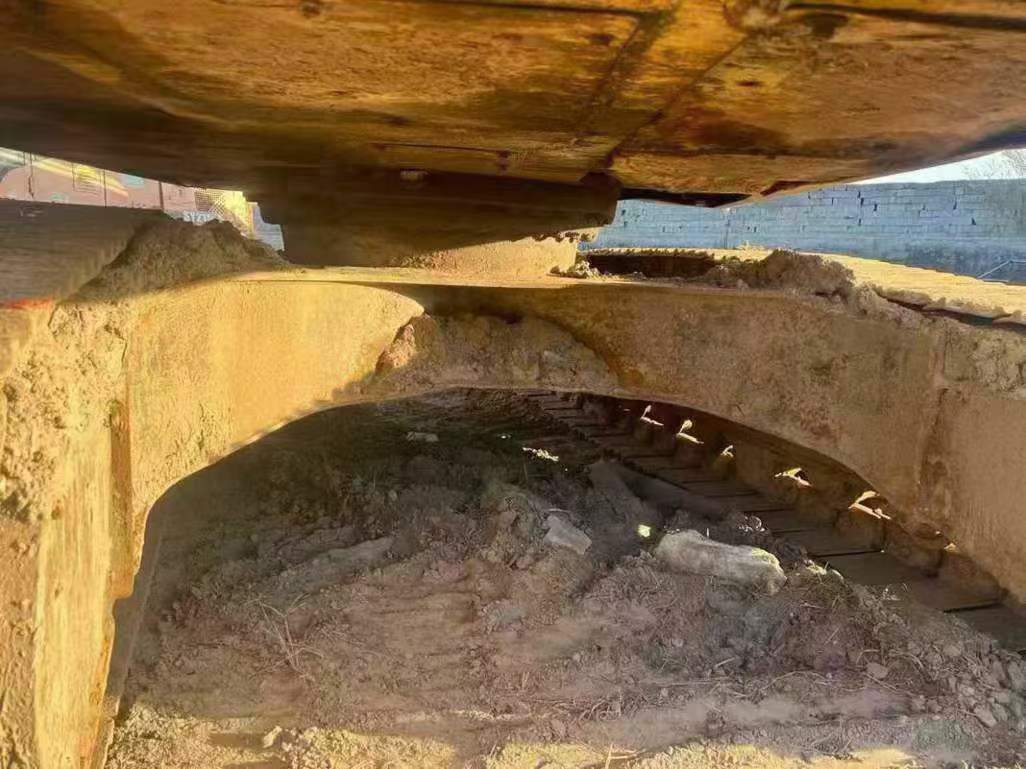 Used Komatsu PC200LC-8 Excavator 2011 Model / 5