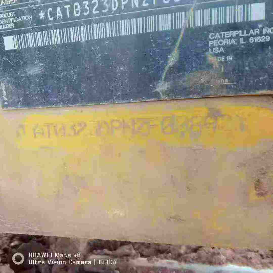 Used Caterpillar 323 Excavator 2016 Model / 4