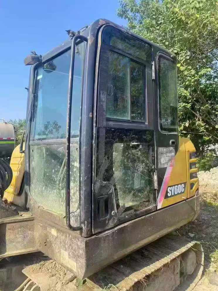 Used Sany SY60 Excavator 2018 Model / 4