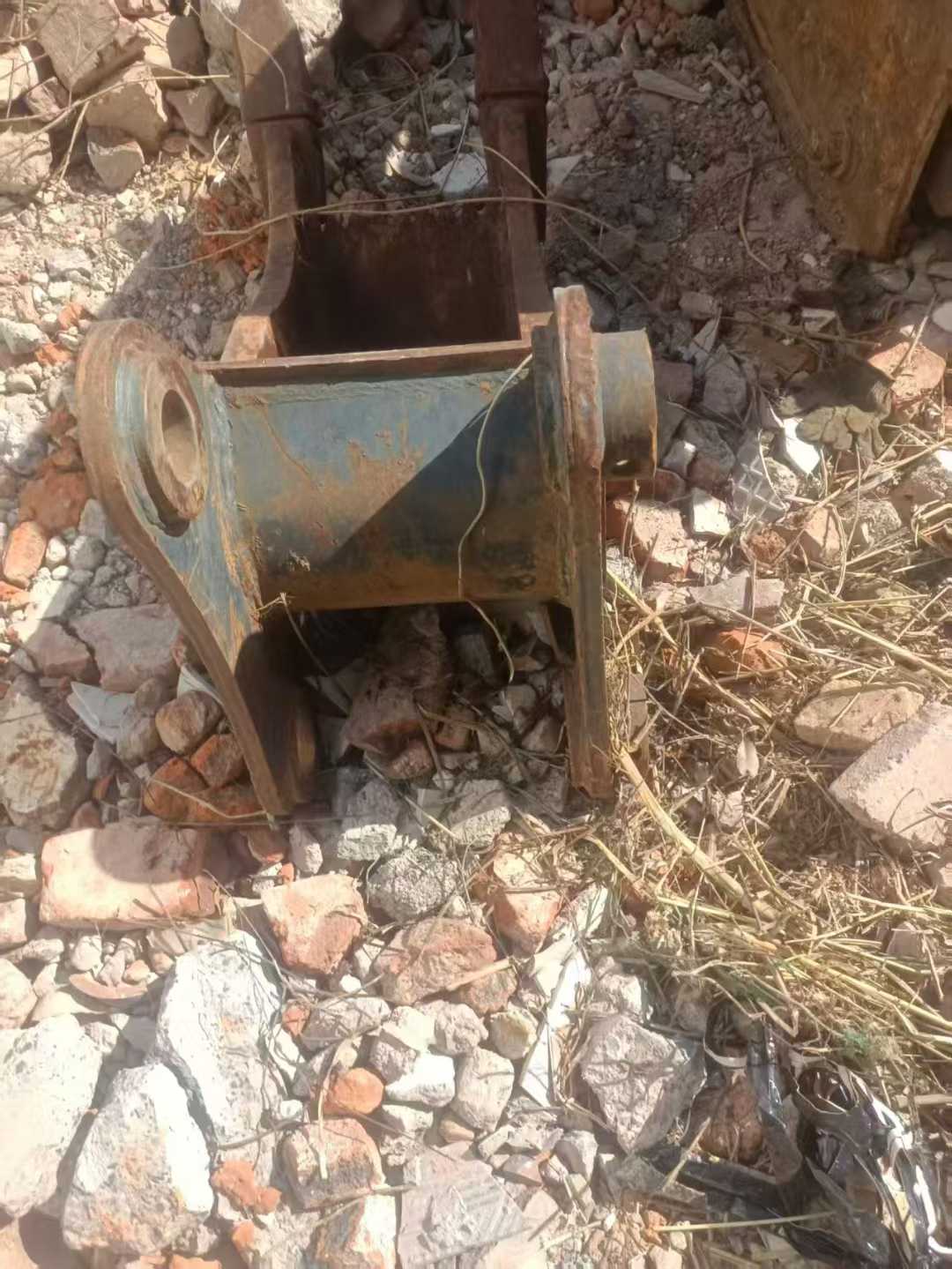 Used Caterpillar CT20 Excavator 2016 Model / 3