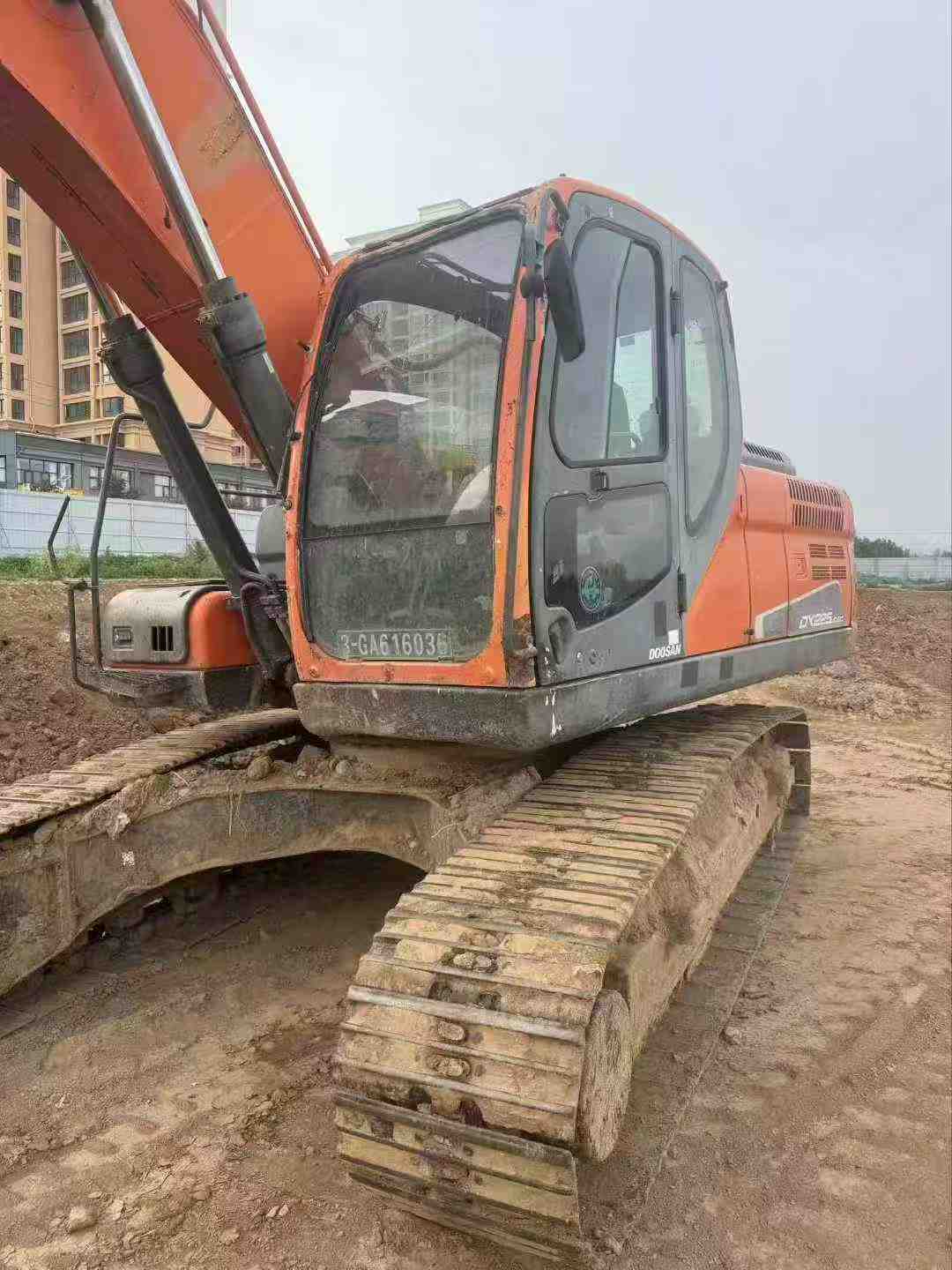 Used Doosan S225 Excavator 2017 Model / 3