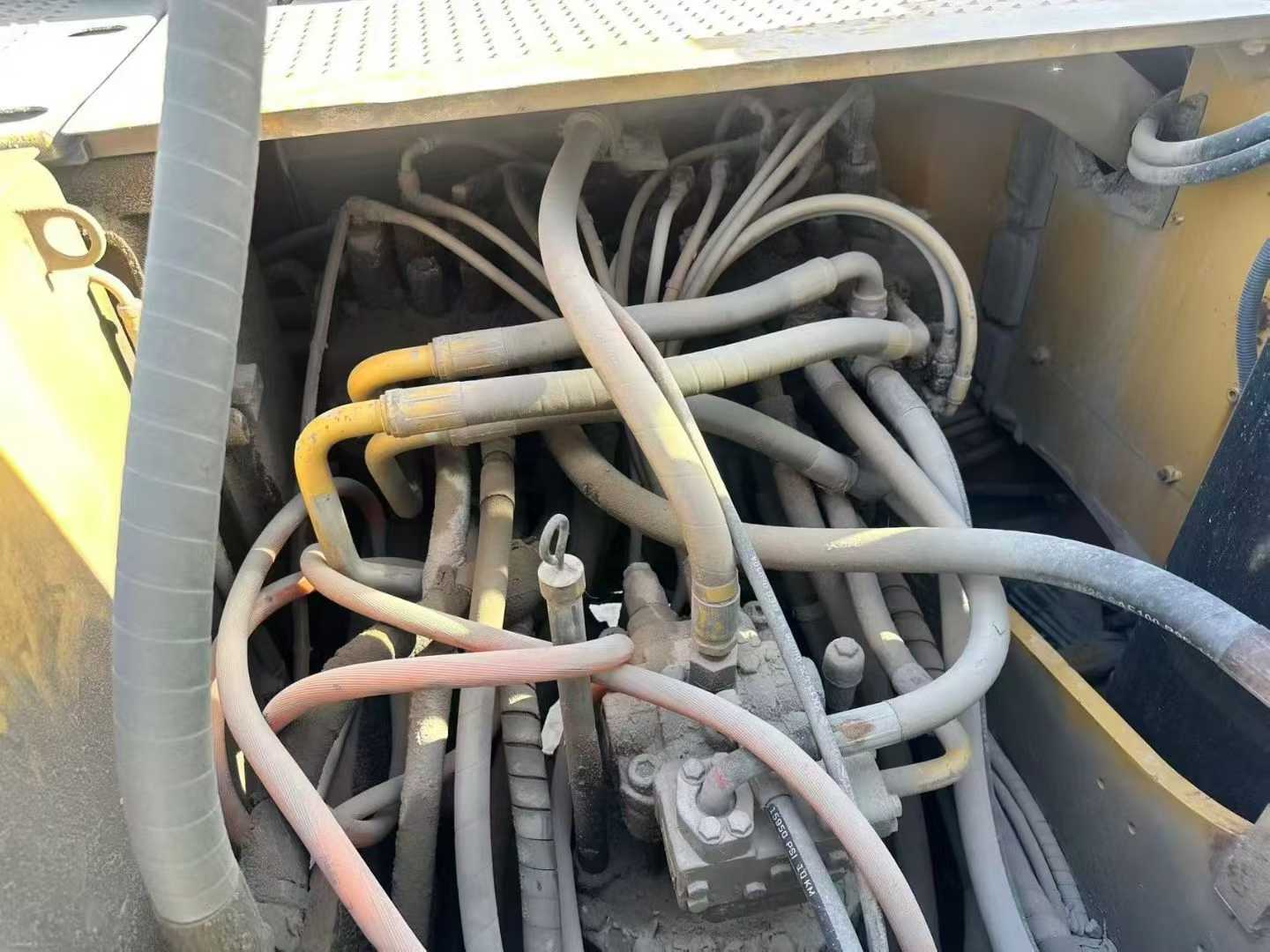 Used Caterpillar 320D Excavator 2016 Model / 4